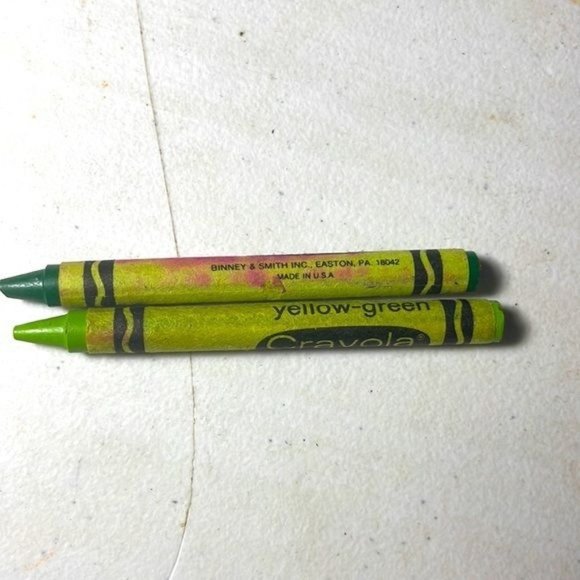 1980's CRAYOLA Vintage 16 Crayons & Crayon Case - Picture 9 of 10